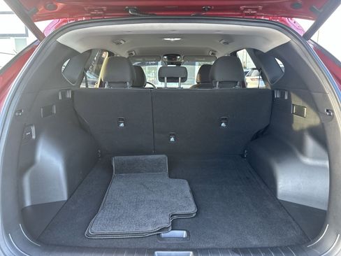 Used 2025 Hyundai Tucson SEL FWD image 19