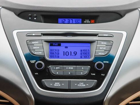 Used 2013 Hyundai Elantra GLS w/ Preferred Pkg image 12