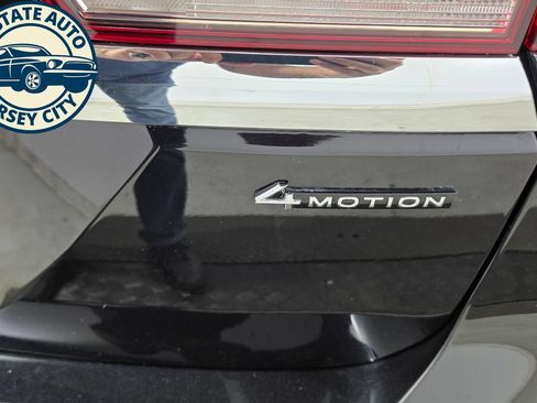 Used 2023 Volkswagen Atlas SE AWD/4WD image 33