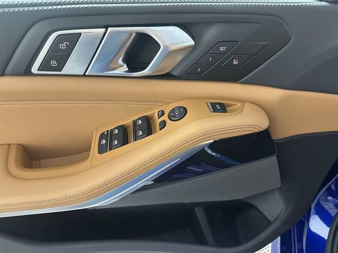 New 2026 BMW X5 M60i image 13