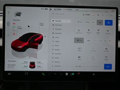 Used 2024 Tesla Model 3 Standard Range image 24