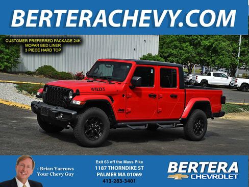 Used 2021 Jeep Gladiator Sport AWD/4WD image 1