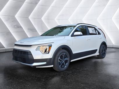 New 2025 Kia Niro EX