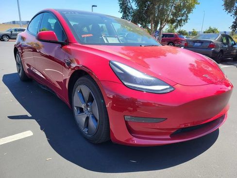 Used 2022 Tesla Model 3 Long Range AWD/4WD image 1