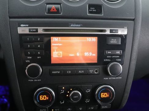 Used 2011 Nissan Altima 2.5 S w/ 2.5S Premium Pkg FWD image 22