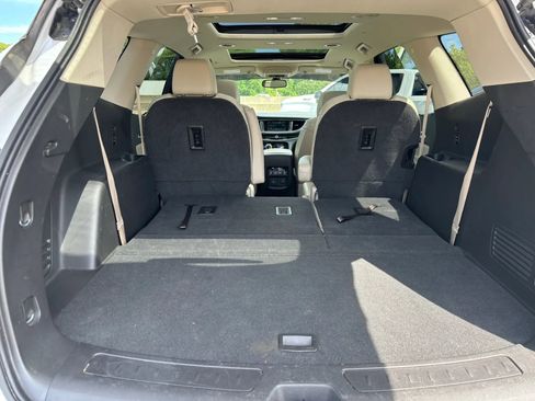 Used 2019 Buick Enclave Essence w/ Trailering Package, 5000 lbs. FWD image 15