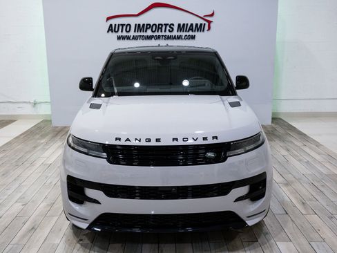 Used 2025 Land Rover Range Rover Sport Dynamic SE image 25