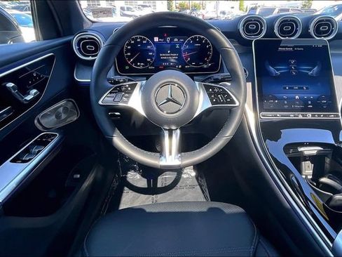 Certified 2026 Mercedes-Benz GLC 300 4MATIC image 4