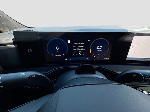 Used 2025 Hyundai Santa Fe Calligraphy image 40