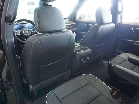 New 2026 Buick Enclave Preferred w/ Super Cruise Package image 11