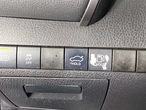 Used 2021 Toyota Camry LE FWD image 14