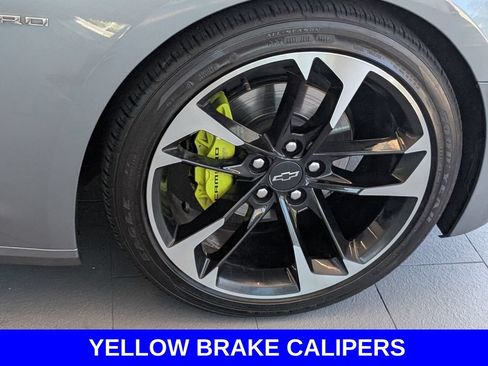 Certified 2021 Chevrolet Camaro LT RWD image 15