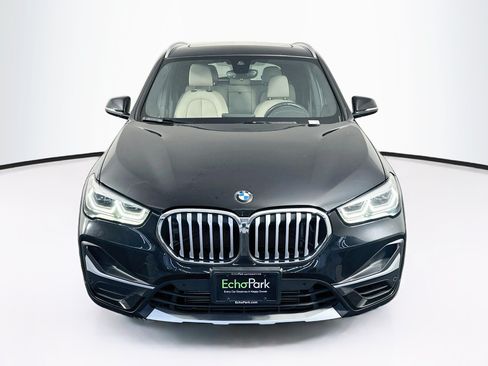 Used 2021 BMW X1 xDrive28i w/ Convenience Package AWD/4WD image 2