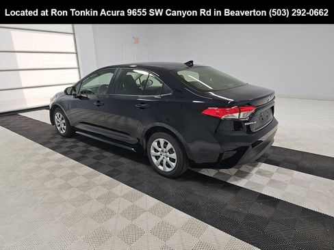 Used 2024 Toyota Corolla LE FWD image 6
