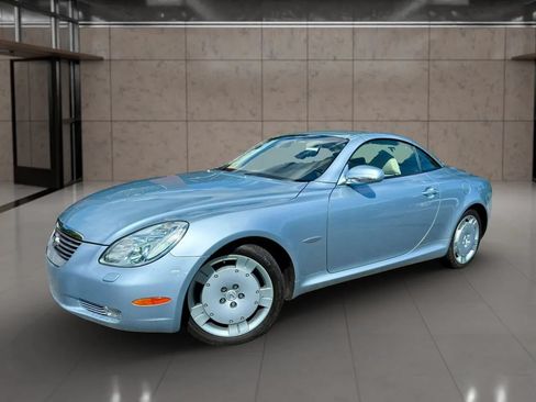 Used 2004 Lexus SC 430 Convertible RWD image 4