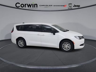 New 2027 Chrysler Pacifica LX