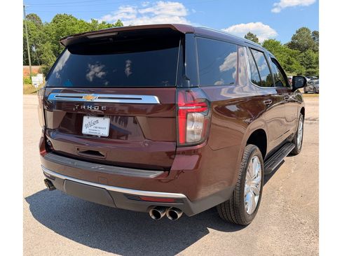 Used 2022 Chevrolet Tahoe High Country AWD/4WD image 6
