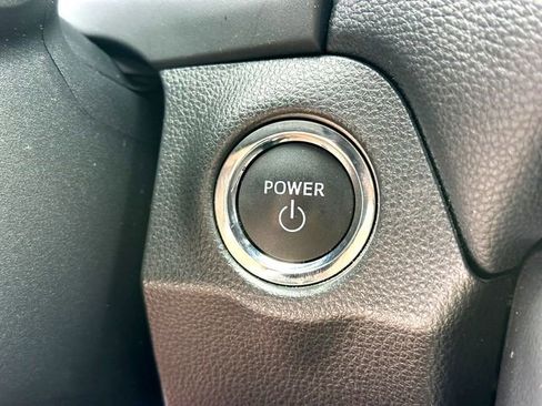 Used 2023 Toyota RAV4 SE w/ Convenience Package AWD/4WD image 16