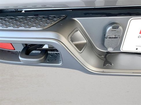 Used 2025 Jeep Gladiator Nighthawk image 21