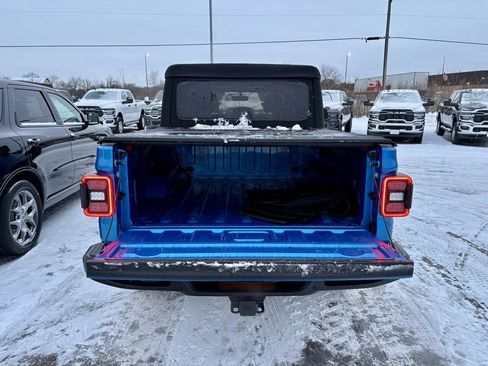 Certified 2022 Jeep Gladiator Sport image 6