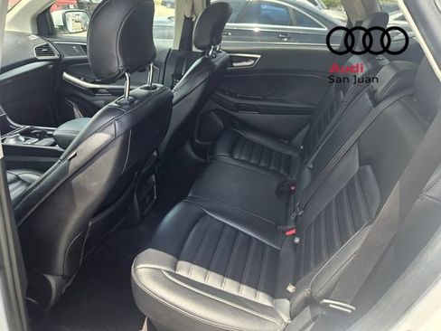 Used 2019 Ford Edge SEL w/ Equipment Group 201A FWD image 10