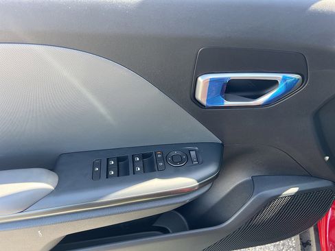 New 2025 Kia K4 LXS image 13