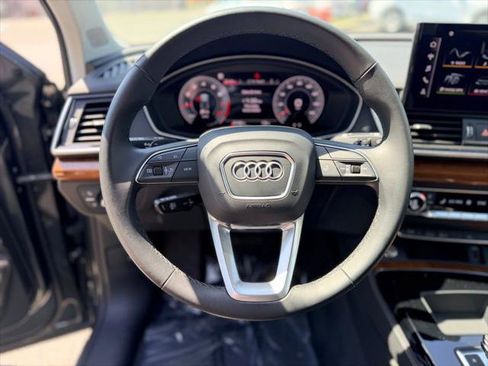 Used 2023 Audi Q5 2.0T Premium Plus w/ Premium Plus Package AWD/4WD image 29