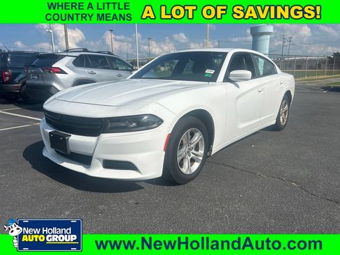 Used 2020 Dodge Charger SXT w/ Leather Interior Group RWD image 1