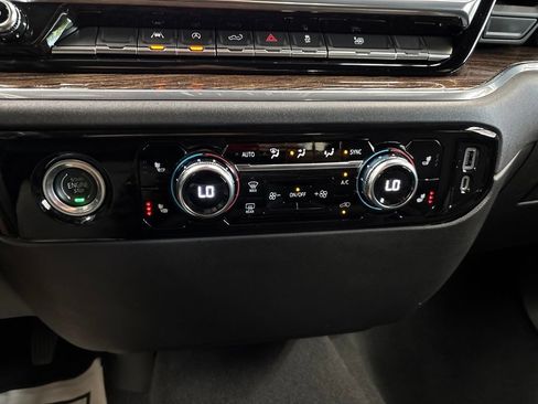 Used 2023 GMC Sierra 1500 Elevation AWD/4WD image 33