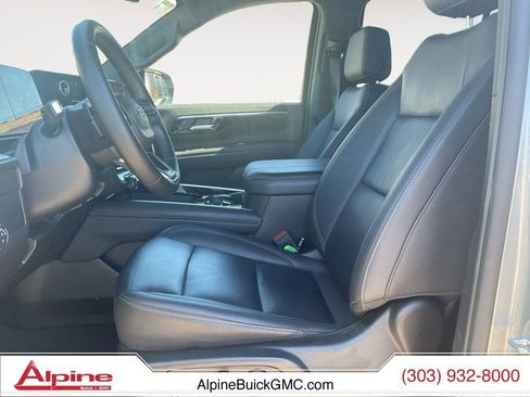 Used 2025 Chevrolet Tahoe Z71 image 9