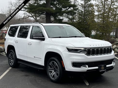 Used 2024 Jeep Wagoneer 4WD w/ Premium Group I image 1