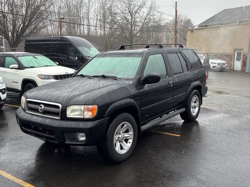 Used 2003 Nissan Pathfinder LE image 1