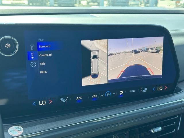 Certified 2025 Chevrolet Suburban LT AWD/4WD image 22