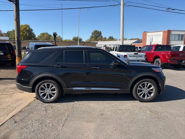 Used 2021 Ford Explorer Limited w/ Equipment Group 301A AWD/4WD image 7