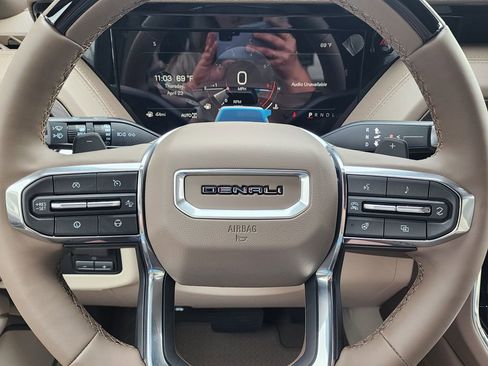 New 2026 GMC Yukon Denali w/ Denali Reserve Package AWD/4WD image 21