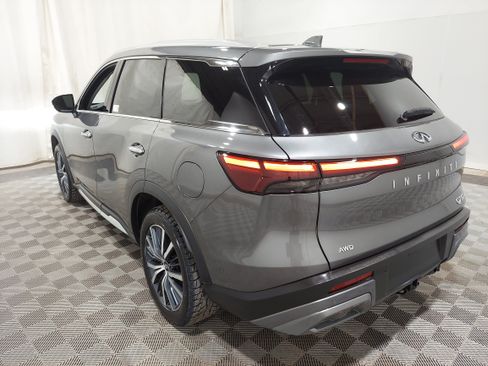 Used 2024 INFINITI QX60 Sensory AWD/4WD image 2