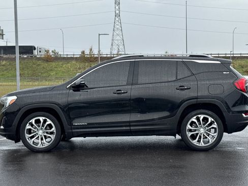Used 2020 GMC Terrain SLT image 6