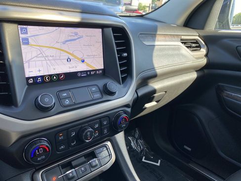 Used 2021 GMC Acadia Denali w/ Denali Ultimate Package AWD/4WD image 29