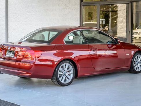 Used 2012 BMW 328i Convertible image 14