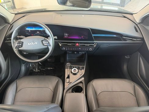Used 2024 Kia Niro Wind FWD image 36