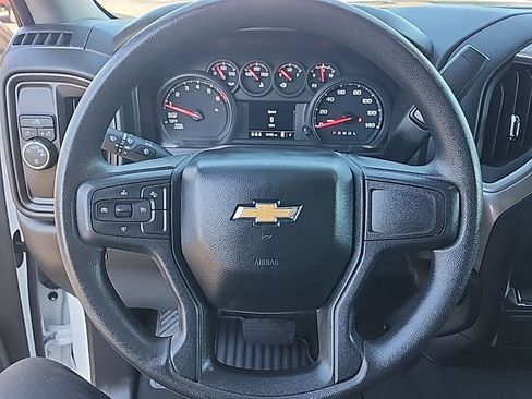 Used 2024 Chevrolet Silverado 1500 Custom image 5