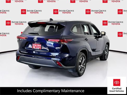 Used 2026 Toyota Highlander XLE AWD/4WD image 5