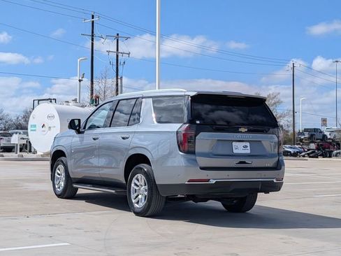 Used 2025 Chevrolet Tahoe LT RWD image 4