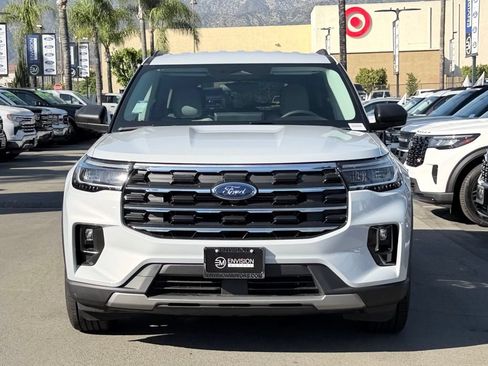 New 2026 Ford Explorer Active w/ Active Comfort Package RWD image 3