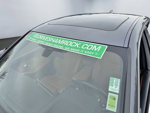 Used 2020 BMW 330i xDrive Sedan w/ Premium Package image 11