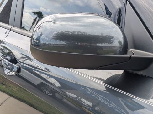 Used 2023 Kia Soul EX FWD image 11