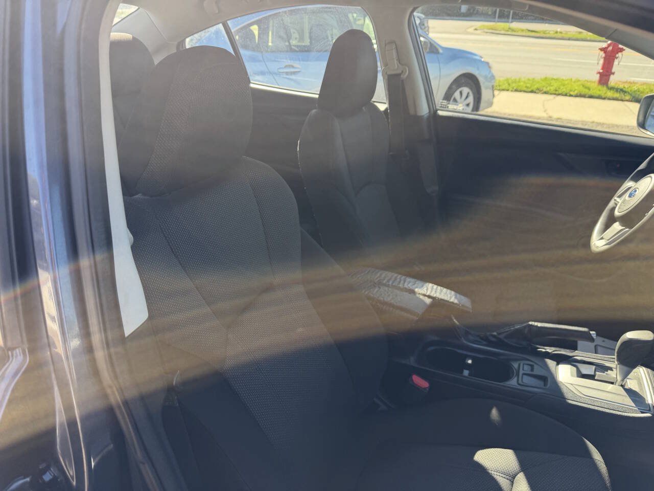 Used 2017 Subaru Impreza 2.0i AWD/4WD image 33