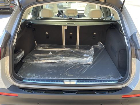 New 2026 Mercedes-Benz E 450 4MATIC All-Terrain Wagon image 9