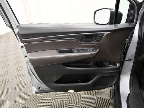Certified 2023 Honda Odyssey EX-L image 14