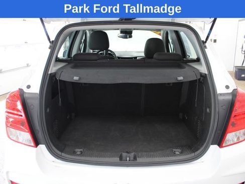 Used 2018 Chevrolet Trax LS AWD/4WD image 5